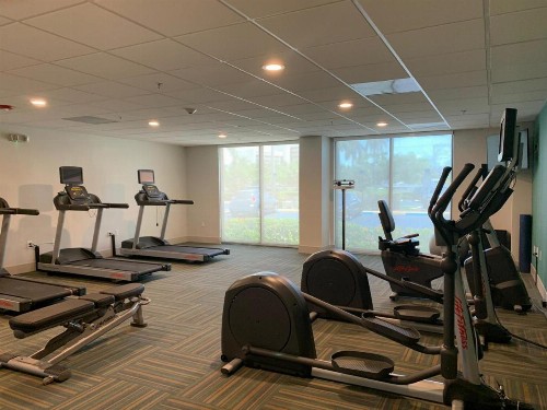 Holiday Inn Express Hotel & Suites Miami - Hialeah(Newly Renovated) an IHG Hotel - image 4