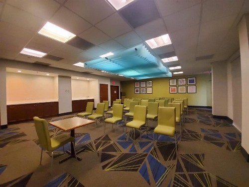 Holiday Inn Express Hotel & Suites Miami - Hialeah(Newly Renovated) an IHG Hotel - image 9