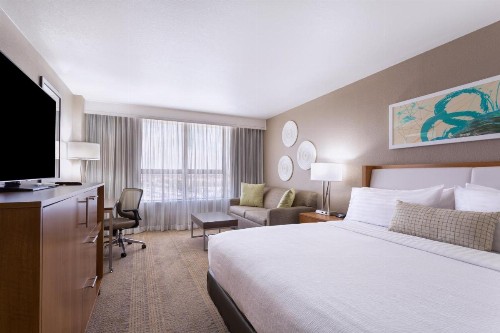 Holiday Inn Miami West - Airport Area an IHG Hotel - image 40