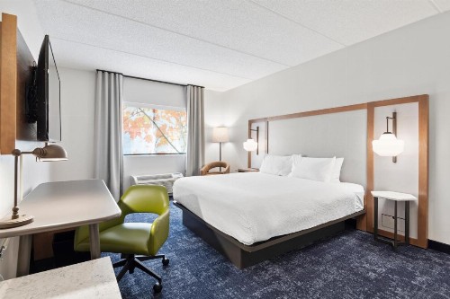 Fairfield Inn & Suites by Marriott Hickory - image 27