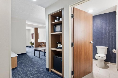 Fairfield Inn & Suites by Marriott Hickory - image 33