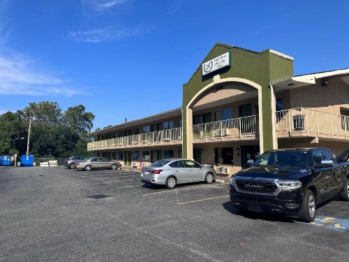 Budget Inn