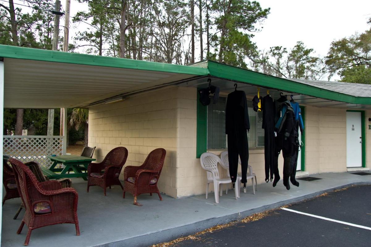 High Springs Country Inn - image 3