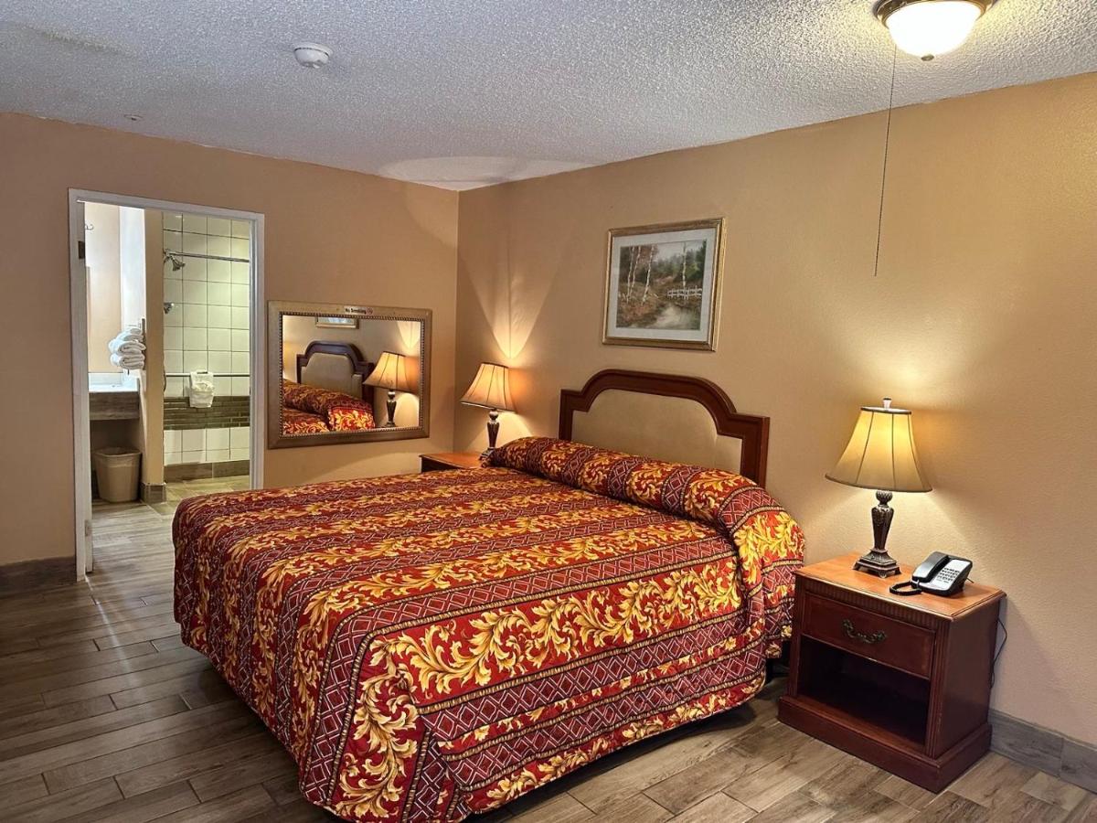 Highland Inn - image 6