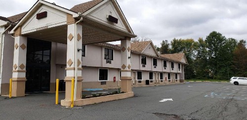 Quality Inn East Windsor - Princeton - image 1