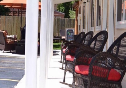 Harney Peak Inn