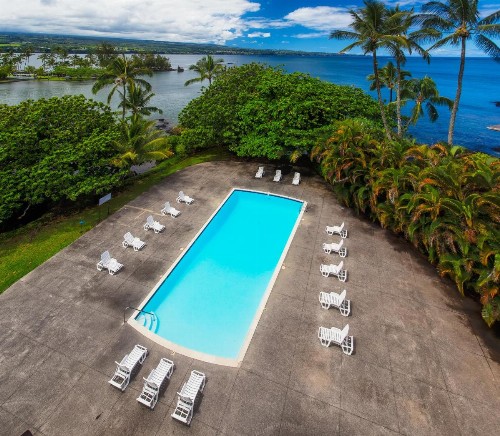 Castle Hilo Hawaiian Hotel - image 2