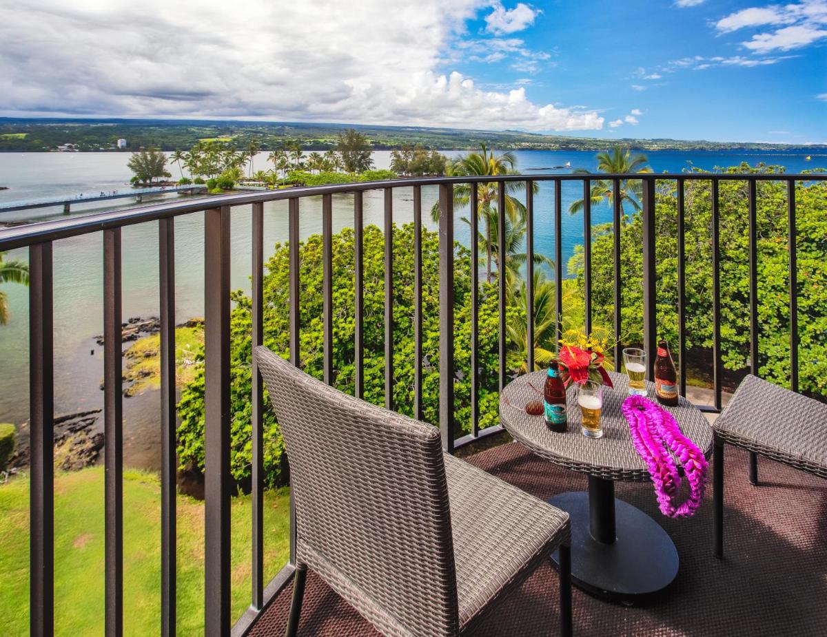 Castle Hilo Hawaiian Hotel - image 6