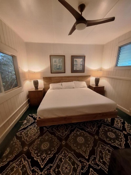 Wild Ginger Inn Hotel & Hostel - image 2