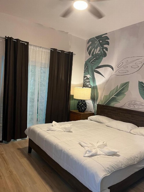 Wild Ginger Inn Hotel & Hostel - image 4