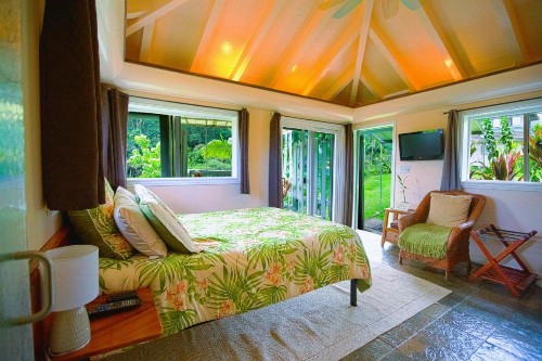 The Inn at Kulaniapia Falls - image 5