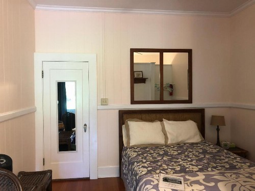 Old Hawaiian Bed and Breakfast - image 35