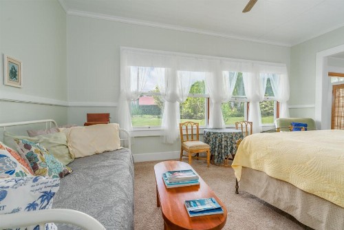 Old Hawaiian Bed and Breakfast - image 41