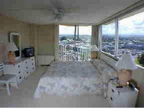 Condo Living Downtown Mountain Views - image 12