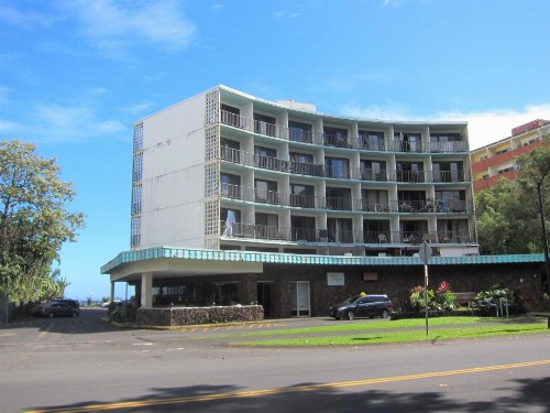 Hilo Bay Hotel - image 10