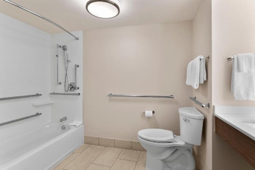 Holiday Inn Express Hilton Head Island an IHG Hotel - image 18