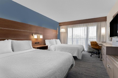 Holiday Inn Express Hilton Head Island an IHG Hotel - image 25