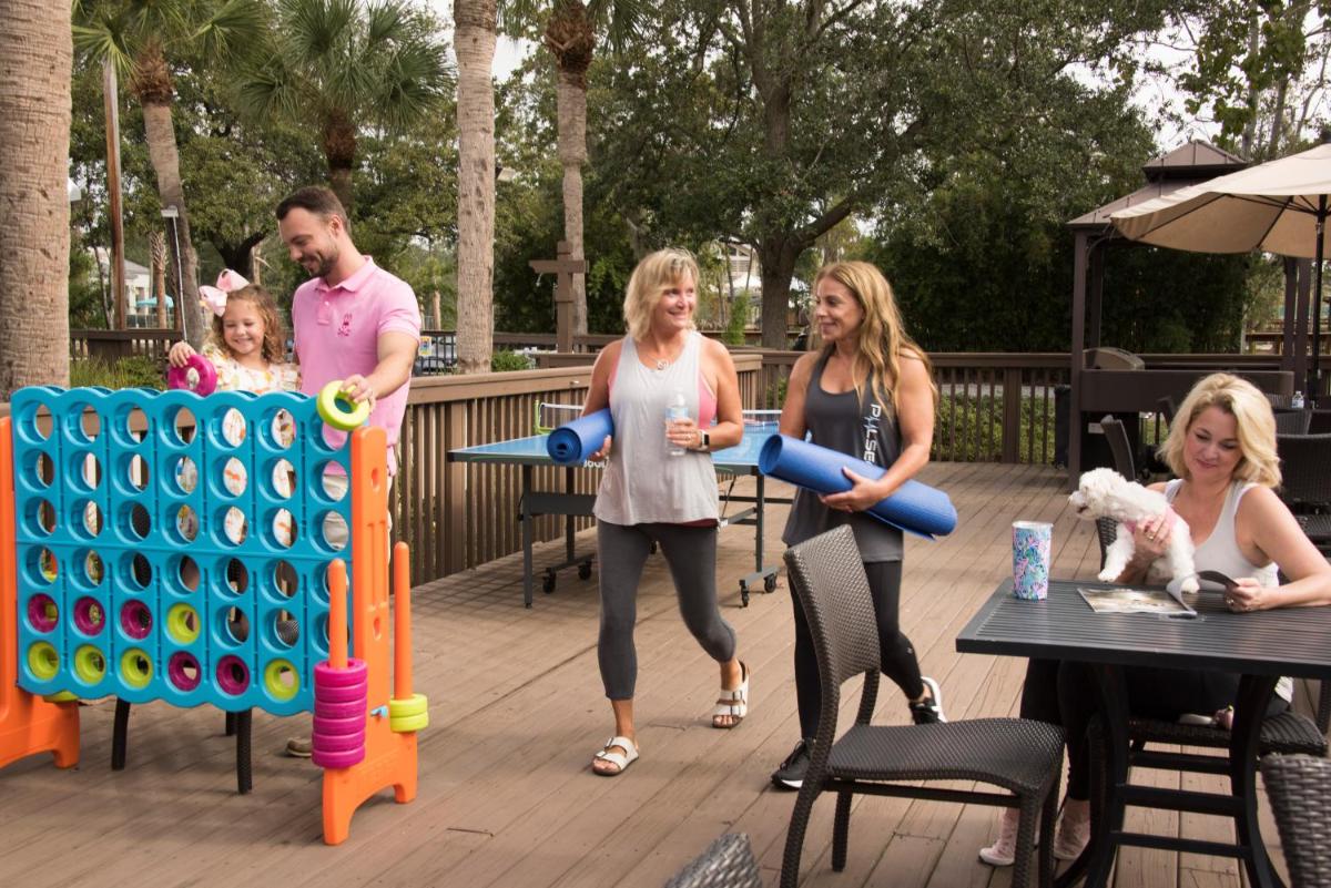 Holiday Inn Express Hilton Head Island an IHG Hotel - image 3