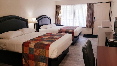Simple Rewards Inn - image 35
