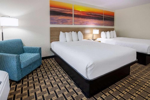 Days Inn by Wyndham Hilton Head - image 22