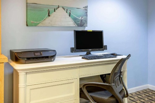 Days Inn by Wyndham Hilton Head - image 26