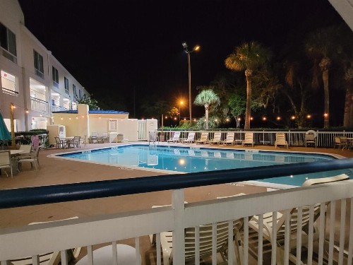 Days Inn by Wyndham Hilton Head - image 29