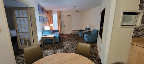 Days Inn by Wyndham Hilton Head - image 35