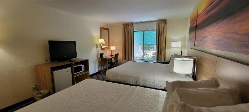 Days Inn by Wyndham Hilton Head - image 46