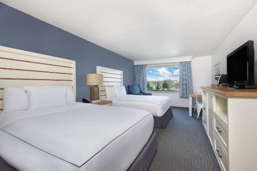 Beach House A Holiday Inn Resort an IHG Hotel - image 12