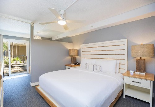 Beach House A Holiday Inn Resort an IHG Hotel - image 6