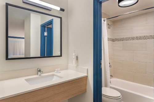 Best Western Ocean Breeze Inn - image 24