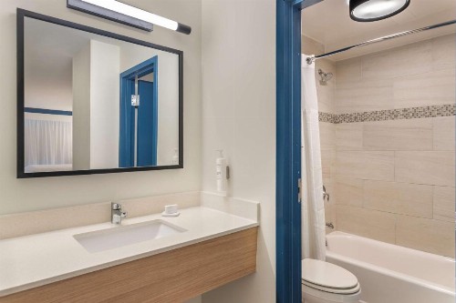 Best Western Ocean Breeze Inn - image 38