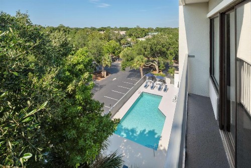 Grand Hilton Head Inn Ascend Hotel Collection - image 30