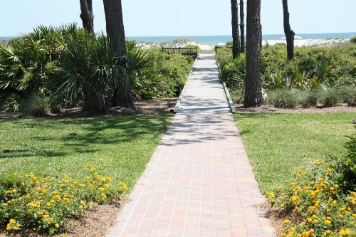 OCEAN VILLAS DELUXE - Oceanside Villa - Steps to Beach - Great Location - Large Pool