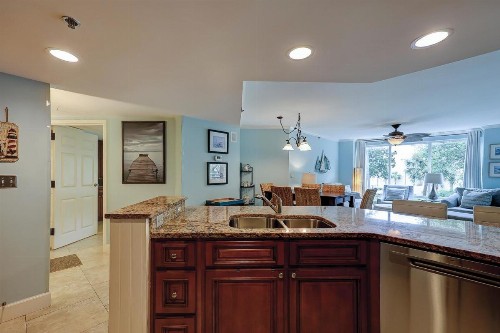 2212 Villamare 2 BR Palmetto Dunes Condo - image 12