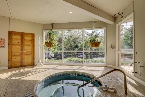 2212 Villamare 2 BR Palmetto Dunes Condo - image 9