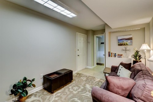 512 Oceanwalk 2 BR Forest Beach Condo - image 13