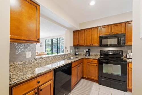 82 Courtside 2 BR Forest Beach Condo - image 27