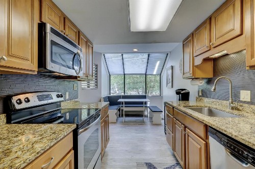 103 Beachwalk 2 BR Shipyard - image 10
