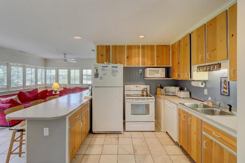 4 Hickory Lane 3 BR Pool Forest Beach - image 6