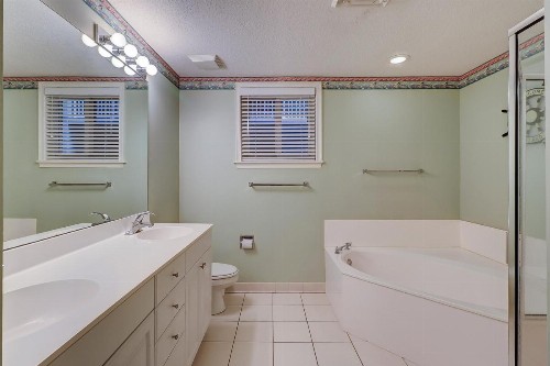 2309 SeaCrest 3 BR Forest Beach Condo - image 28
