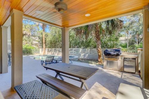 1 Cedar Waxwing 5 BR Home Private Pool - image 4