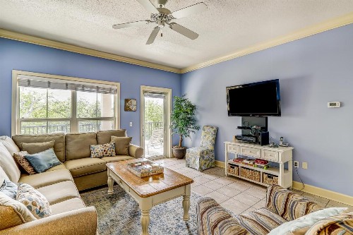 North Shore Place - image 1