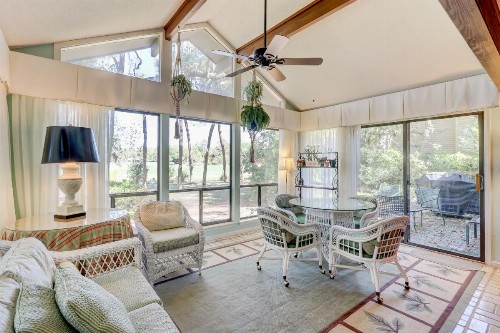 Sea Retreat - image 7