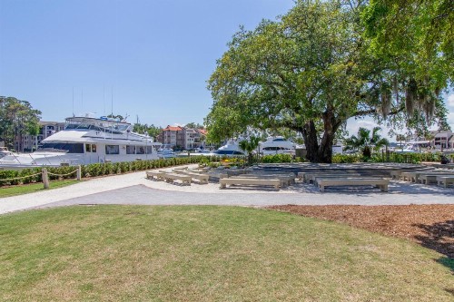 Plantation Club - image 11