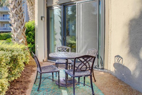 Shorewood Condos - image 8