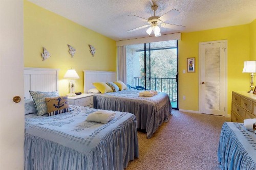 Island Club Condos - image 9