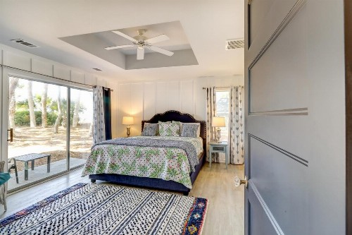 Beach House - image 12