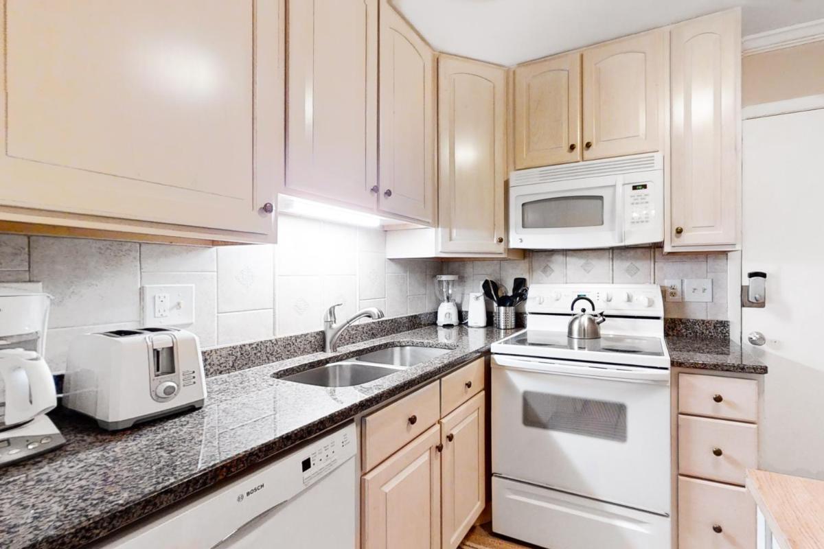 Fiddlers Cove 22J - image 7