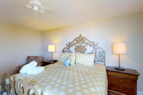 Island Club 2 - image 7